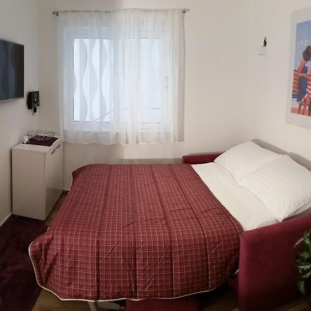 Apartments Ursic Mb Brela Exterior foto