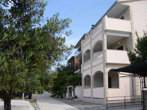 Apartments Ursic Mb Brela Exterior foto